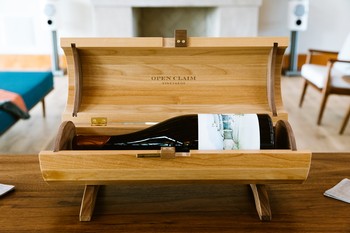 Gift Set - Estate Pinot Noir - Magnum (1.5L) with Collector's Box